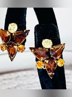 Vintage D&E Juliana art glass clip Earrings EUC